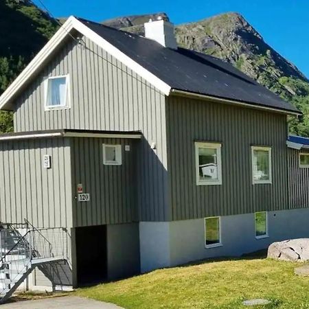 Koselig hus på Napp i Lofoten Eksteriør bilde